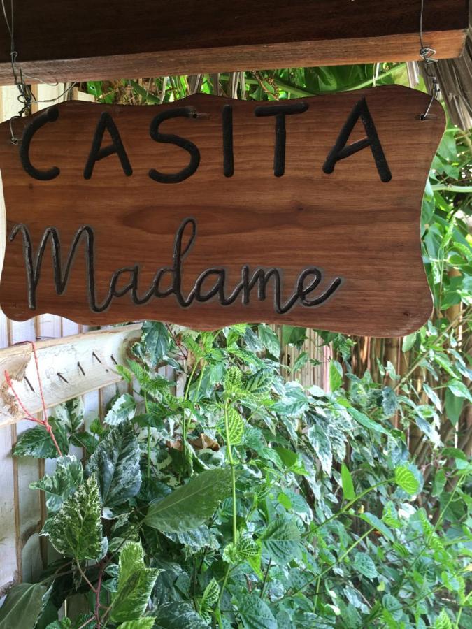 Casita Madame Hotel Puerto Lopez Exterior photo
